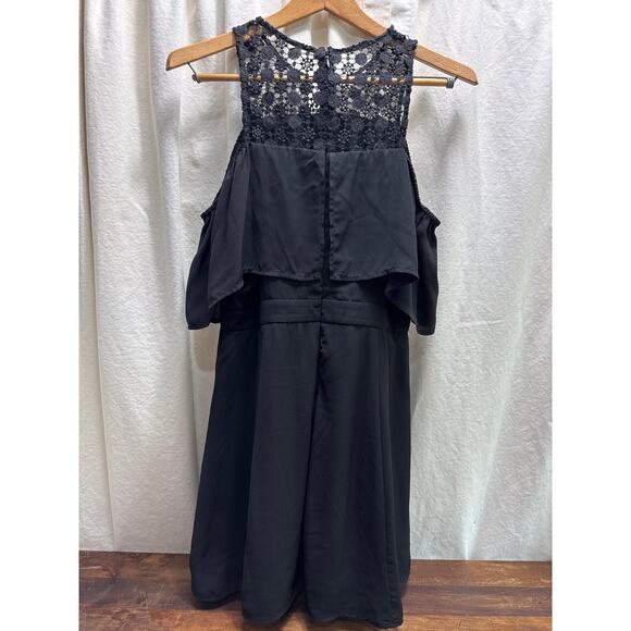 Women's Miami Black Dress Off The Shoulder Sleeves Lace Detail & Chiffon Large - Picture 3 of 11